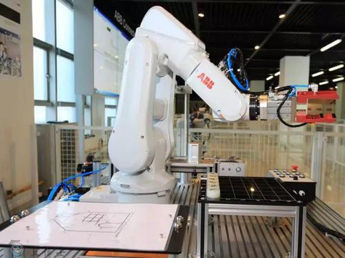 工業(yè)機(jī)器人高級(jí)課程